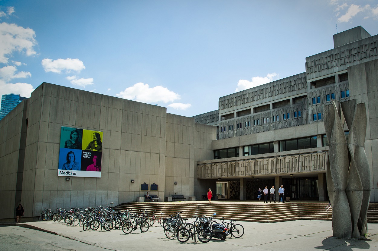 Photo of the Medical Sciences Building, U of T